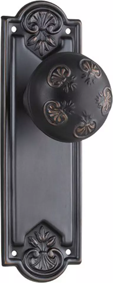 Nouveau Knob on 188mm Plate Sets