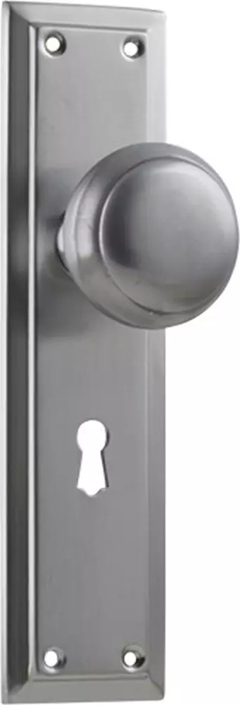 Richmond 200 x 50mm Knob on Std Keyhole Plate Set - SC
