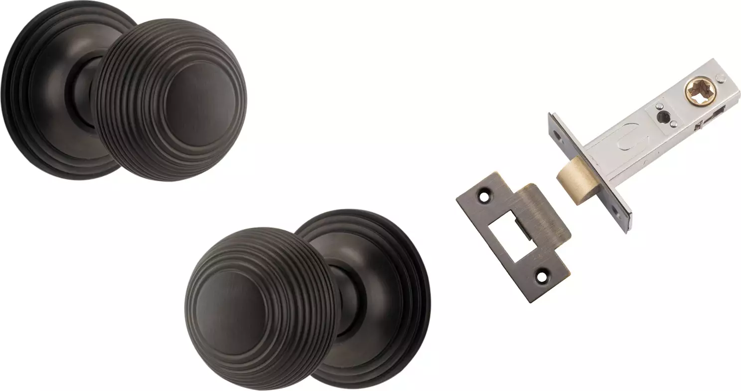 Guildford Knob - Round Rose Passage Set - SB