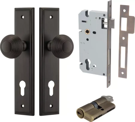 Guildford Knob - Stepped Entrance Set - Key / Key - SB