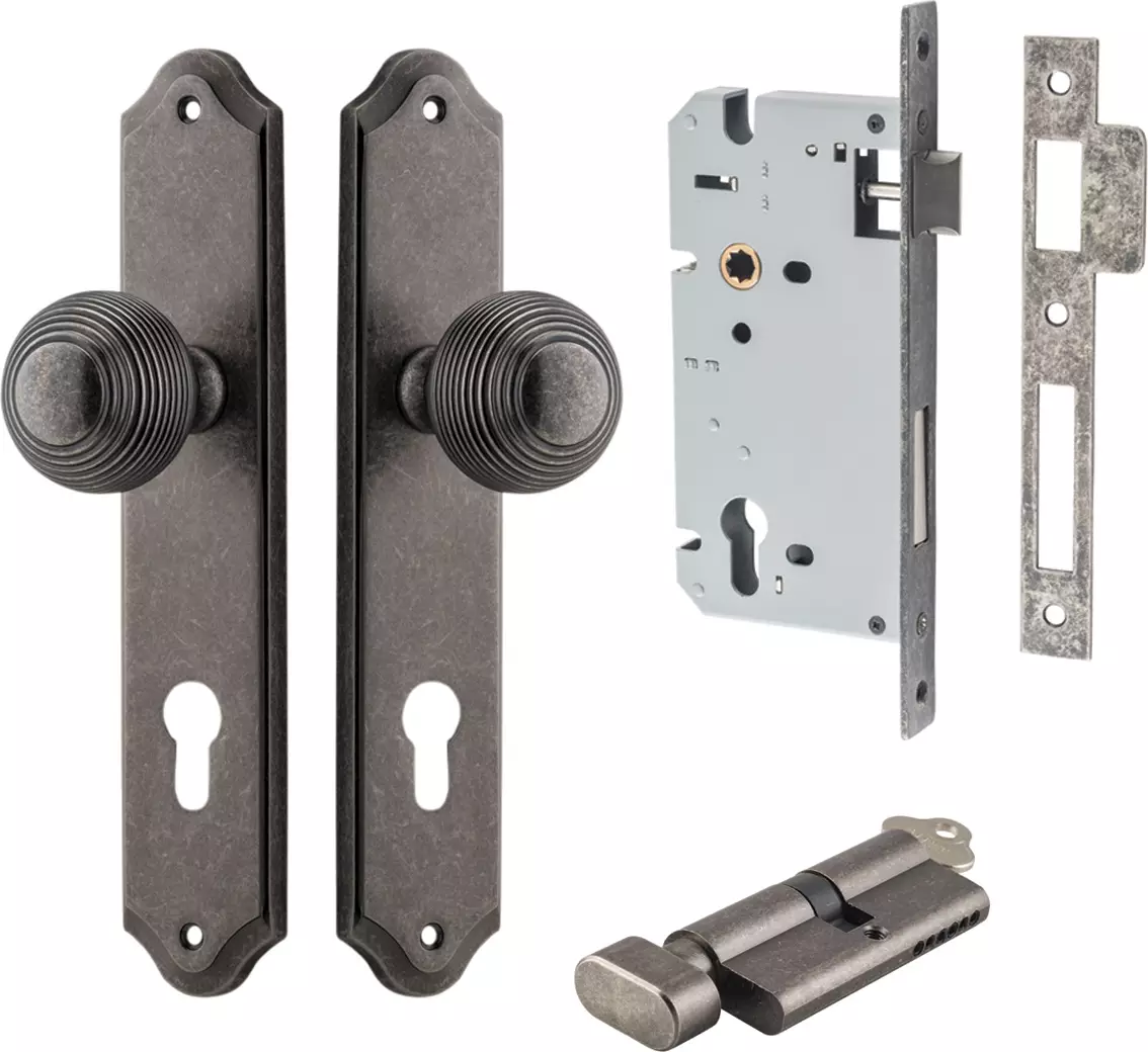 Guildford Knob - Shouldered Entrance Set - Key / Turn - DN
