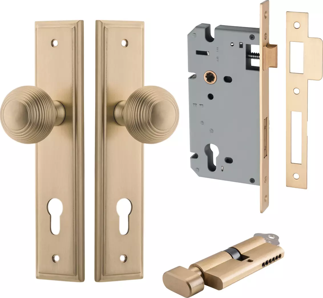 Guildford Knob - Stepped Entrance Set - Key / Turn - BB