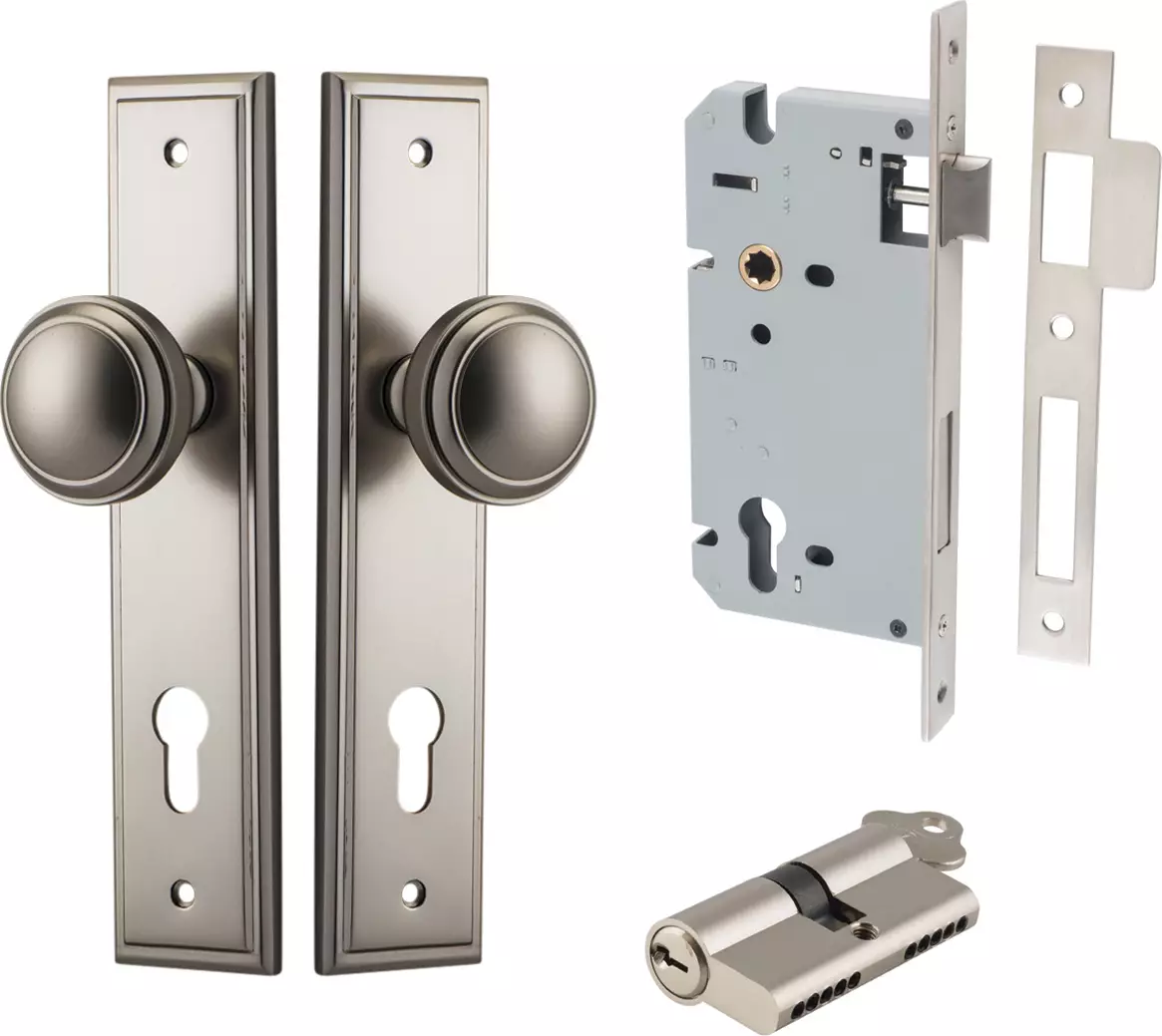 Paddington Knob - Stepped Entrance Set - Key / Key - SN