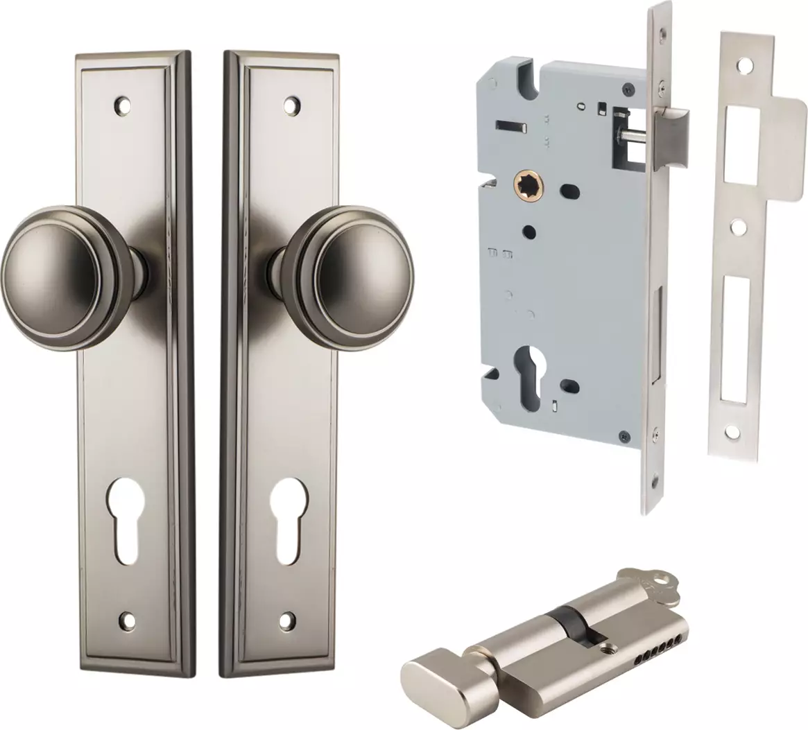 Paddington Knob - Stepped Entrance Set - Key / Turn - SN