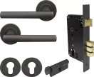 Charleston Round Rose Entrance Set - E85 - DRB