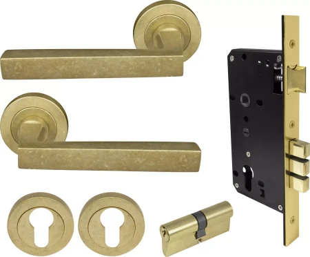 Federal Round Rose Entrance Set - E85 - Key/Key - RLB