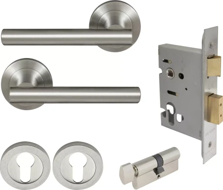 Charleston Round Rose Entrance Set - E48 - BN