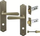 Villa Longplate Traditional Privacy Set - RB