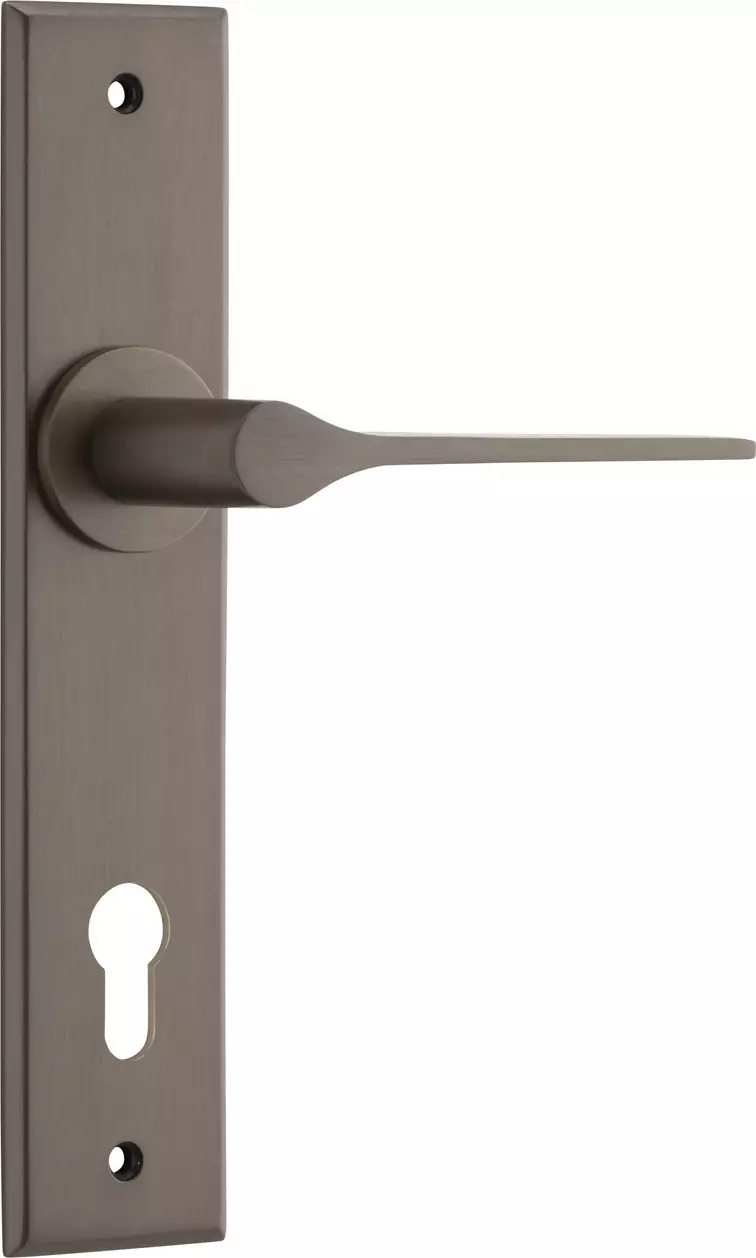 Como Lever - Chamfered Plate